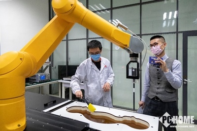 華為手機鄭平方:榮耀成功源于共享質量體系